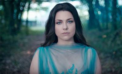 «Вперед, сестры!» Вокалистка группы Evanescence Эми Ли поддержала протестующих белорусок