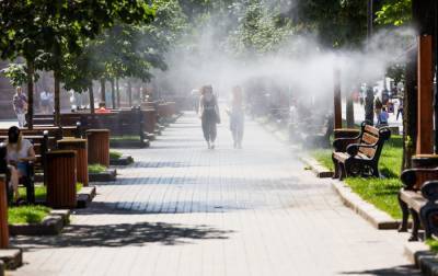 В Украине сегодня жарко и солнечно