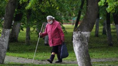 В Кузбассе ввели режим самоизоляции для людей старше 65 лет