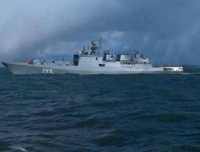 В средиземноморье группировка ВМФ России проводит учения