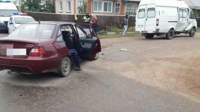 В Башкирии в аварии с машиной скорой помощи пострадала девушка