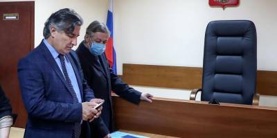 Пашаев указал на "виновного" в приговоре Ефремову