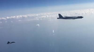Перехват американских бомбардировщиков над Чёрным морем — видео
