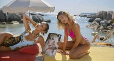 Белла Хадид - Белла Хадид и Хейли Бибер в новом кампейне ароматов Versace - skuke.net