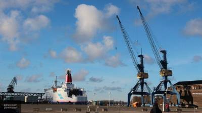 Владивосток и Петербург стали лидерами по контейнерным перевозкам