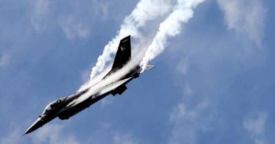 Самолет ВВС Пакистана разбился во время тренировочного полета