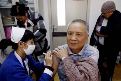В КНР названы категории населения для вакцинации от гриппа в первую очередь
