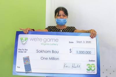 Женщина выиграла миллион долларов в день рождения - lenta.ru - США - штат Вирджиния