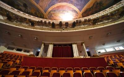 В Калининградской области разрешено работать театрам и филармонии с загрузкой 50%