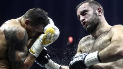 Российский боксер отказался от реванша с Усиком