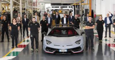 Lamborghini выпустила юбилейный спорткар Aventador