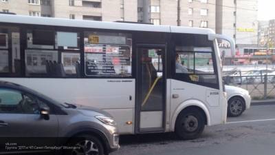 Пассажир автобуса сбежал через окно после потасовки с кондуктором