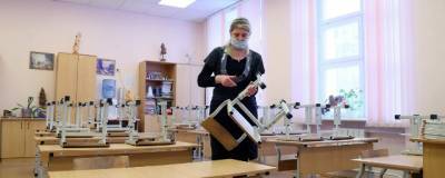 По новосибирским школам стремительно распространяется коронавирус