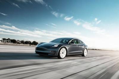 Знаменитый электрокар Tesla Model 3 ожидает серьезный рестайлинг: что изменится
