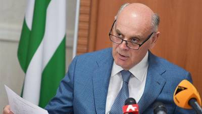 Президент Абхазии допустил возвращение ограничений после 30 сентября