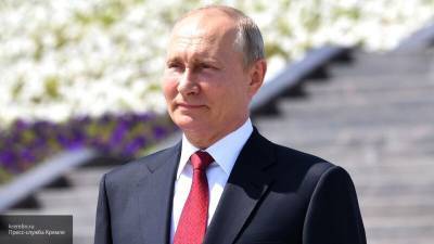 Путин назвал эффективным противостояние России коронавирусу