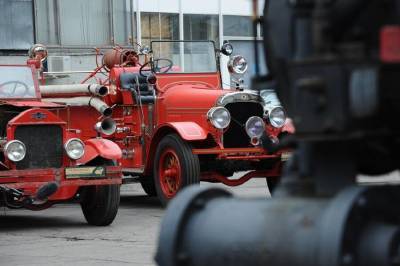Москва онлайн: автопробег раритетных пожарных машин пройдет в Москве