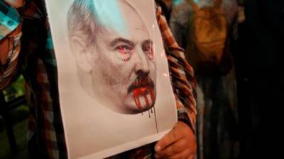 Зарубежные юристы собирают документы на Лукашенко для суда в Гааге, - оппозиция