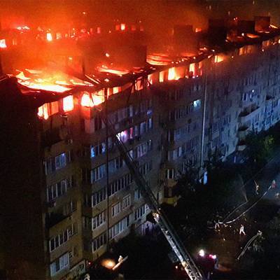 В Краснодаре восстановили электроснабжение в доме, где пожаром уничтожен восьмой этаж