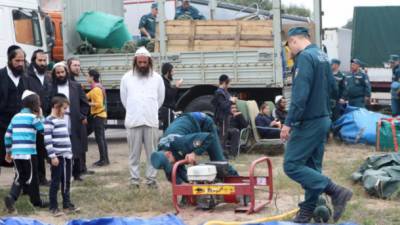 Хасиды на границе: Беларусь обеспечит паломников палатками и питанием
