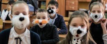 15 школьных классов в Череповце отправили на дистанционное обучение