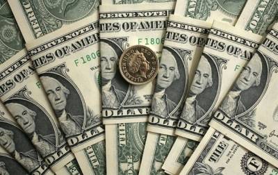В Нацбанке объяснили затяжной рост доллара