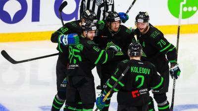 Хоккеисты "Салавата Юлаева" переиграли "Торпедо" на домашнем льду