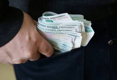 Выборгский чиновник потратил часть украденных денег на должность в мэрии Москвы
