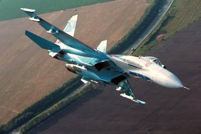 Су-27 перехватил шпионов США и Великобритании