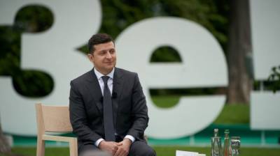Зеленский подтвердил нежелание Киева проводить выборы в Донбассе