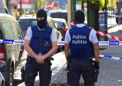 В Бельгии мужчина с мачете напал на полицейских с криками «Аллаху акбар»