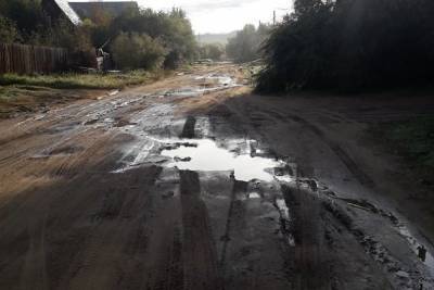 Жители Сенной Пади написали президенту из-за бездействия местных властей по ремонту дороги