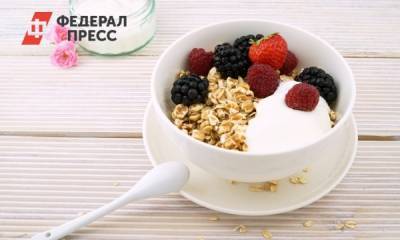 В Роскачестве рекомендовали заменять овсяную кашу белковыми завтраками