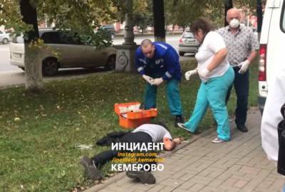 В Кемерове медики спасли потерявшего сознание на улице мужчину