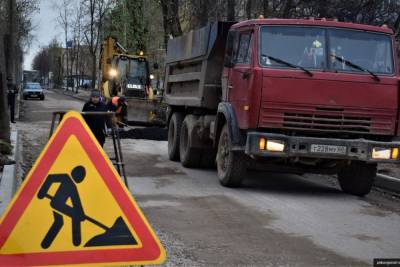 По требованию прокуратуры в Струго-Красненском районе отремонтировали дорогу