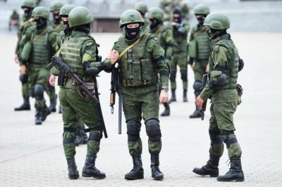 В Минске за подготовку к нападению на ОМОН задержаны трое мужчин