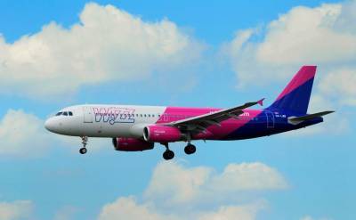 Лоукостер WizzAir снова отложил запуск полетов из Петербурга