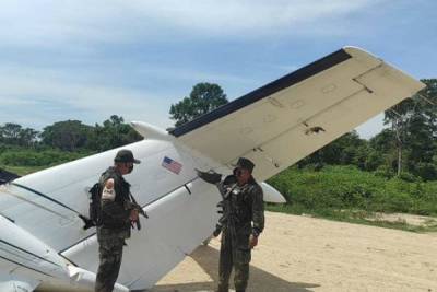ВВС Венесуэлы сбили американский самолет с наркотиками из Колумбии