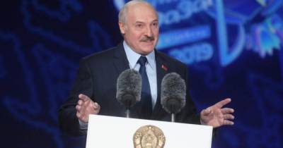 Это все мифы: Лукашенко высказался о "революции" в Белоруссии