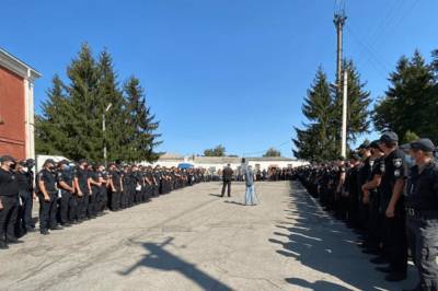 В Умань на празднование Рош ха-Шана прибыл специальный отряд полицейских с 20 областей Украины
