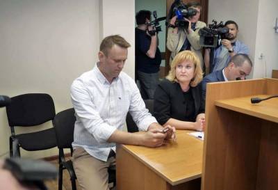 Стали известны первые фамилии из «списка Навального»