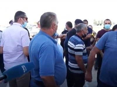 Жители села Шаумян приостановили акцию протеста