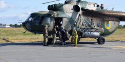 Военных ВСУ срочно спасают в Харькове, фото: "Подорвались на..."