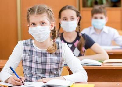 Российские школьники столкнулись с рядом проблем в сентябре 2020 года из-за пандемии