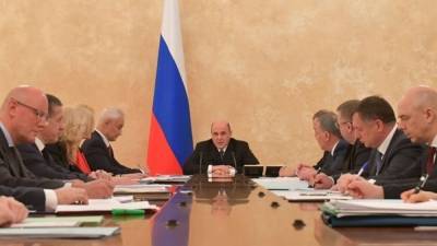 Правительство РФ упростит визовый режим для иностранцев