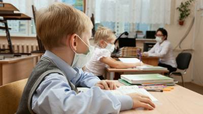 Тысячи детей не пойдут в школу в Киевской области: чиновники раскрыли тревожные причины