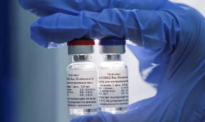 Наследникам умерших участников испытаний вакцины от коронавируса выплатят по 2 млн рублей