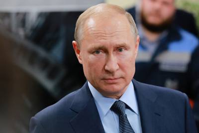 Путин наградил орденом Мужества свердловского егеря, застреленного при проверке улова