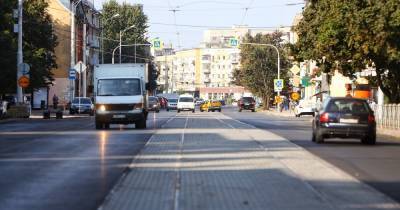 В Калининграде не успели в срок отремонтировать улицу Багратиона (фоторепортаж)