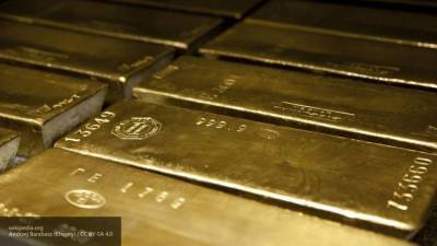 Российская стратегия по замене долларов на золото стала проблемой для США
